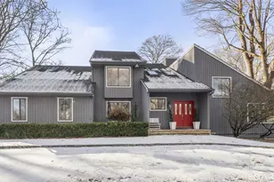 211 Pinewood Rd, Stamford, CT 06903 - Photo 1