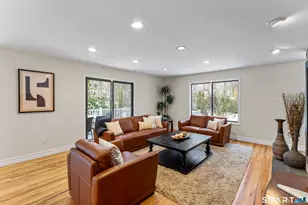 211 Pinewood Rd, Stamford, CT 06903 - Photo 17