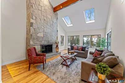 211 Pinewood Road, Stamford, CT 06903 - Photo 3