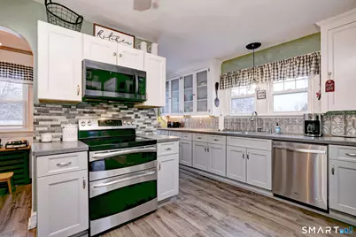 292 Richmond Avenue, West Haven, CT 06516 - Photo 15