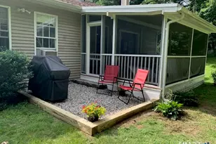 394 Killingly Ave, Putnam, CT 06260 - Photo 3