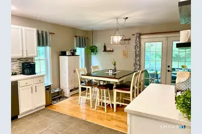 394 Killingly Avenue, Putnam, CT 06260 - Photo 11