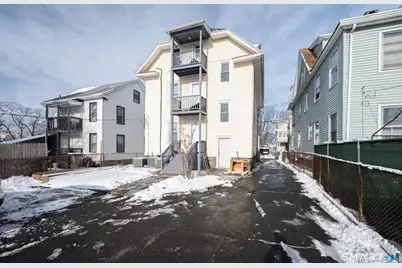 22 Roosevelt Street, Bridgeport, CT 06608 - Photo 3