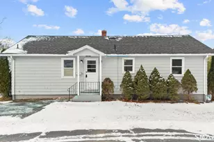 13 Allen St, Bristol, CT 06010 - Photo 3