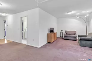 8 Hawthorne Ridge Cir, Trumbull, CT 06611 - Photo 25