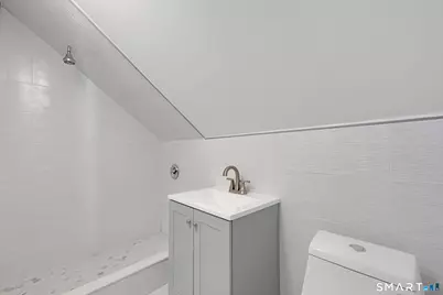 254 Broad Street, Norwich, CT 06360 - Photo 25