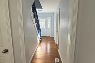 254 Broad St, Norwich, CT 06360 - Photo 7