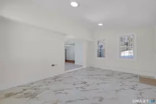 254 Broad St, Norwich, CT 06360 - Photo 3