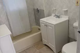 120 Evergreen Ave, Hartford, CT 06105 - Photo 25