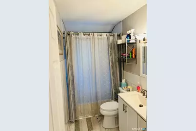 161 Cynthia Lane #APT E5, Middletown, CT 06457 - Photo 5