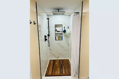 161 Cynthia Lane #APT E5, Middletown, CT 06457 - Photo 11