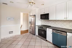 48 Lanell Dr, Stamford, CT 06902 - Photo 3