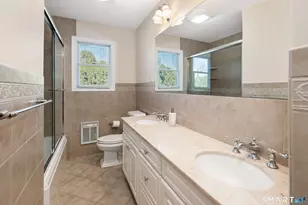 48 Lanell Dr, Stamford, CT 06902 - Photo 9