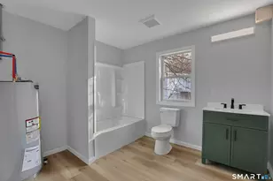 194 Hartford Rd, Manchester, CT 06040 - Photo 11