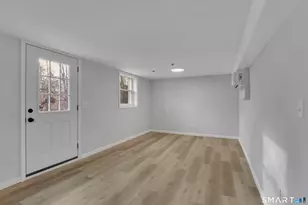 194 Hartford Rd, Manchester, CT 06040 - Photo 1