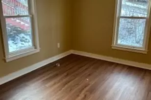 240 Scott St, Naugatuck, CT 06770 - Photo 9