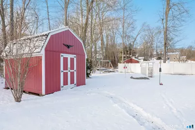 43 Roxbury Court, East Lyme, CT 06357 - Photo 3