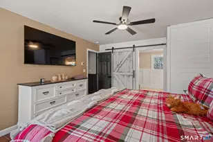 37 Kenmore Ave, Waterbury, CT 06708 - Photo 19