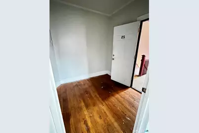 143 Putnam Street #2S, Hartford, CT 06106 - Photo 3