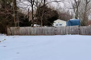 670 Wigwam Ln, Stratford, CT 06614 - Photo 27