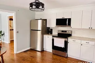 670 Wigwam Ln, Stratford, CT 06614 - Photo 15