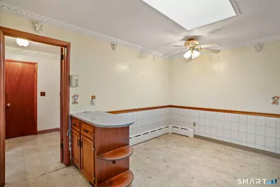 4487 Madison Avenue, Trumbull, CT 06611 - Photo 11