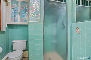 4487 Madison Ave, Trumbull, CT 06611 - Photo 15