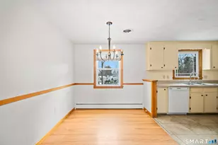 12 Dune Rd, Enfield, CT 06082 - Photo 11