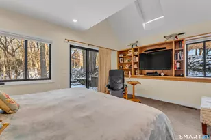 109 Red Clover Cir, Middletown, CT 06457 - Photo 9