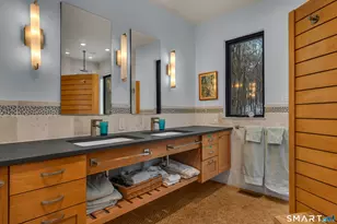 109 Red Clover Cir, Middletown, CT 06457 - Photo 11