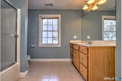 7 Fire Thorn Lane #7, Milford, CT 06461 - Photo 33