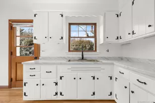 5 Saviano Ln, Westport, CT 06880 - Photo 9