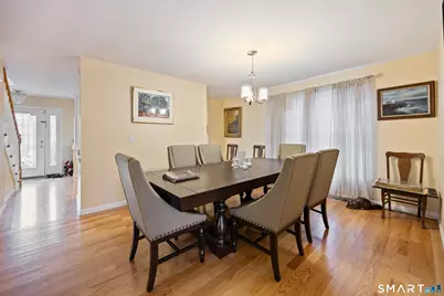 27 Amber Place, Waterbury, CT 06705 - Photo 9