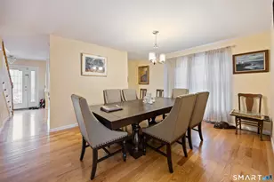 27 Amber Pl, Waterbury, CT 06705 - Photo 9