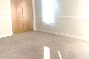 4666 Main St, Bridgeport, CT 06606 - Photo 7