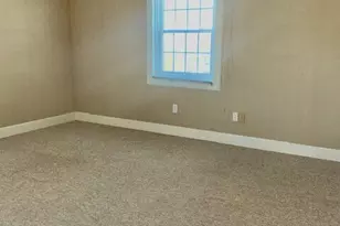 4666 Main St, Bridgeport, CT 06606 - Photo 11