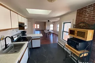 43 Alden St, Hartford, CT 06114 - Photo 7