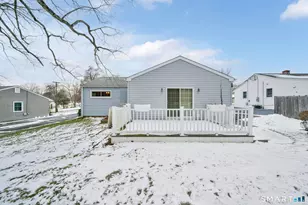 42 Greenwood St, East Hartford, CT 06118 - Photo 7