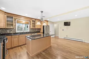 42 Greenwood St, East Hartford, CT 06118 - Photo 17