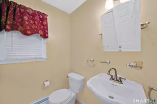 42 Greenwood St, East Hartford, CT 06118 - Photo 21