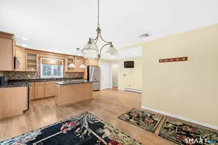 42 Greenwood St, East Hartford, CT 06118 - Photo 13