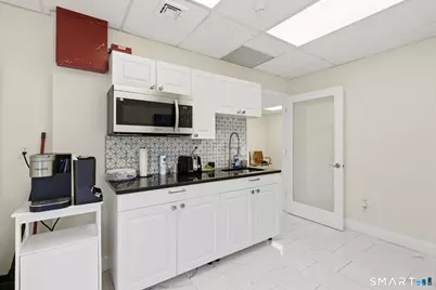 101 Quinnipiac Avenue, North Haven, CT 06473 - Photo 25