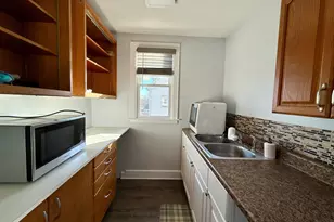 30 Russell St, Ansonia, CT 06401 - Photo 5