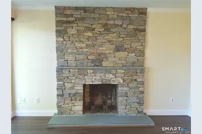 167 Heritage Village #E, Southbury, CT 06488 - Photo 5