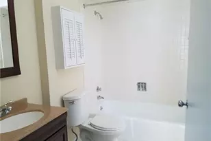 167 Heritage Vlg, Southbury, CT 06488 - Photo 11