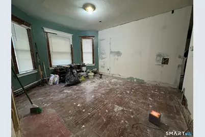 472 Edgewood Street, Hartford, CT 06112 - Photo 21