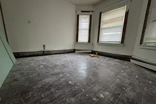 472 Edgewood St, Hartford, CT 06112 - Photo 13