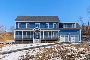 1 Quinns Wy, East Hampton, CT 06424 - Photo 1