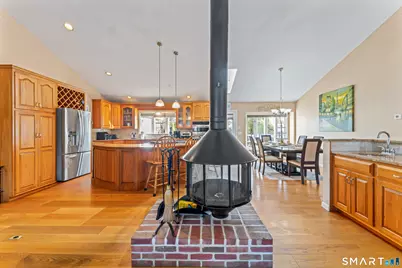 75 Eureka Avenue, Stratford, CT 06614 - Photo 11