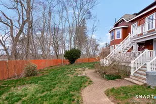 11 Winthrop Rd, West Hartford, CT 06110 - Photo 21